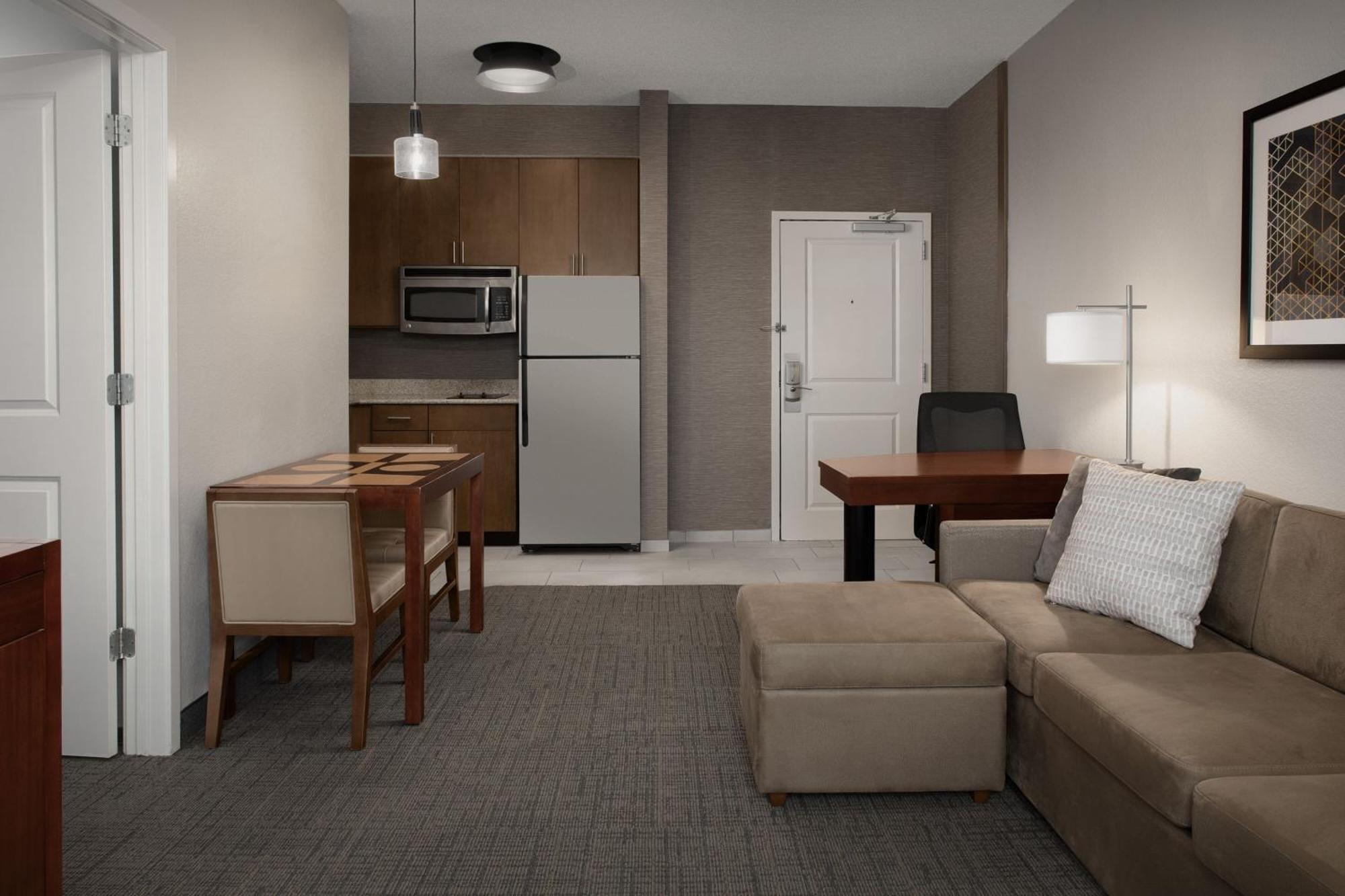 Residence Inn By Marriott Greensboro Airport Exterior photo